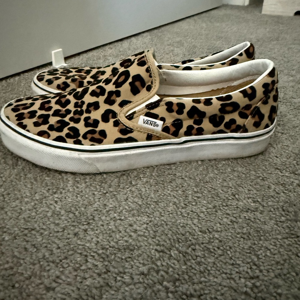 Vans Leopard Print Slip-On Flats - Picture 2 of 4